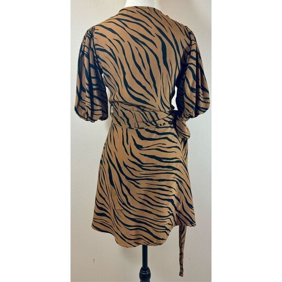 NWOT The Faithfull The Brand Marissa Leopard Wrap Dress Size 4 - Picture 3 of 11